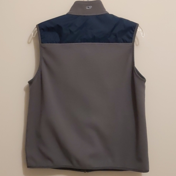 Boy's XL (18) Vineyard Vines Fleece Vest - Picture 2 of 3